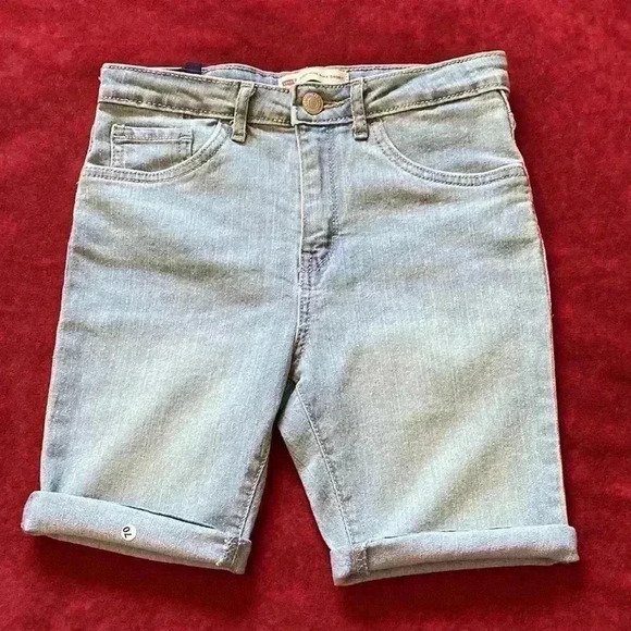 Levi’s High Rise Bike Shorts - Picture 1 of 7